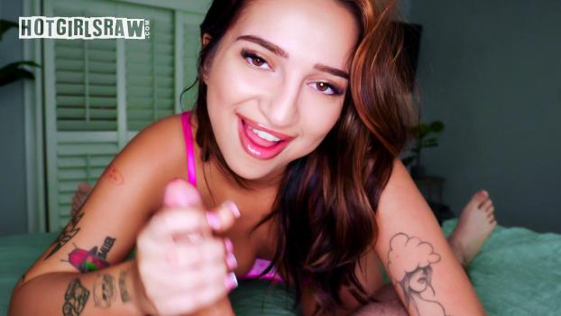 [hotgirlsraw] Kiana Kumani (horny Gf Can’t Wait 04.12.2025) Voyeur